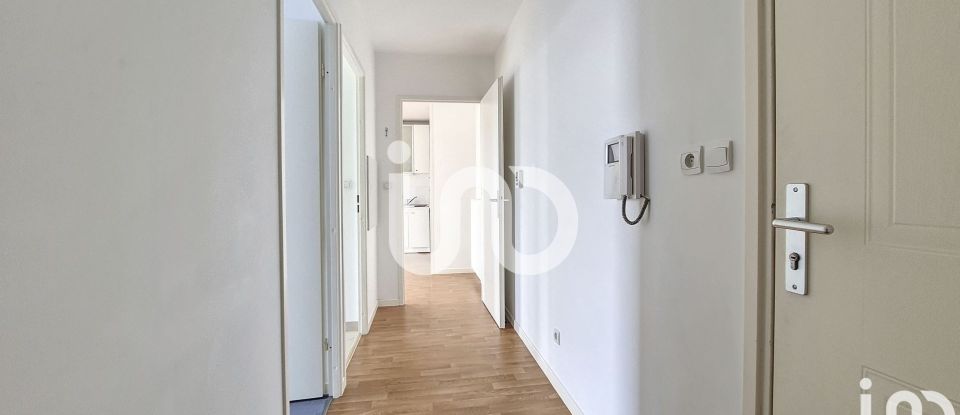 Apartment 2 rooms of 43 m² in Meaux (77100)
