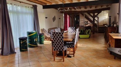 House 4 rooms of 155 m² in Houssay (41800)