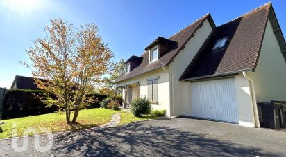 House 6 rooms of 119 m² in Saint-Arnoult (14800)