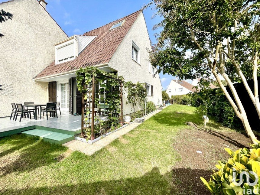 Maison 5 pièces de 130 m² à Breuillet (91650)
