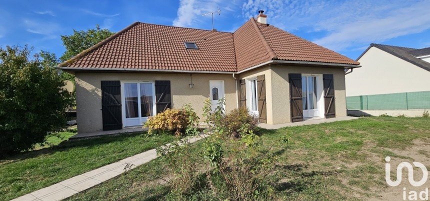 House 5 rooms of 182 m² in Saint-Valentin (36100)
