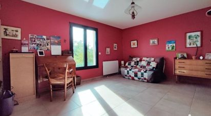 House 5 rooms of 180 m² in Osny (95520)