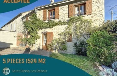 House 7 rooms of 154 m² in Saint-Denis-lès-Rebais (77510)