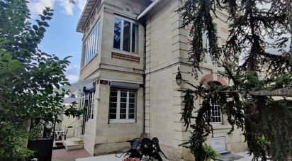 Maison 6 pièces de 100 m² à Mérignac (33700)