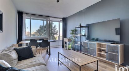 Appartement 5 pièces de 81 m² à Marseille (13009)