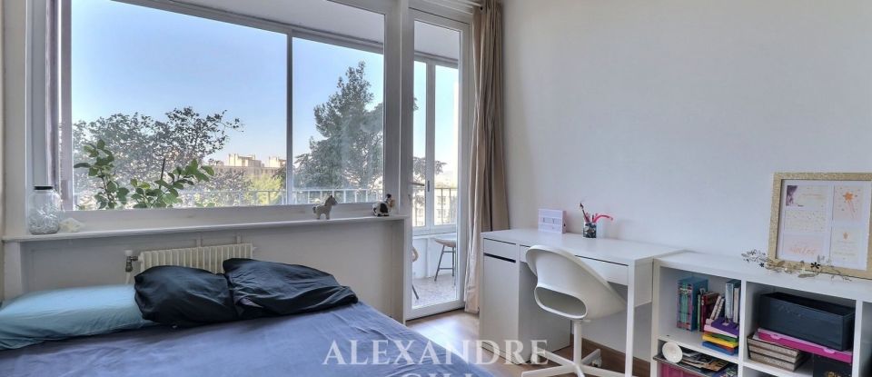 Apartment 5 rooms of 81 m² in Marseille (13009)