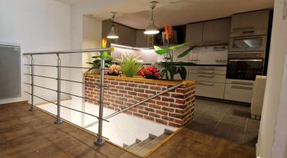 Apartment 2 rooms of 68 m² in Flayosc (83780)