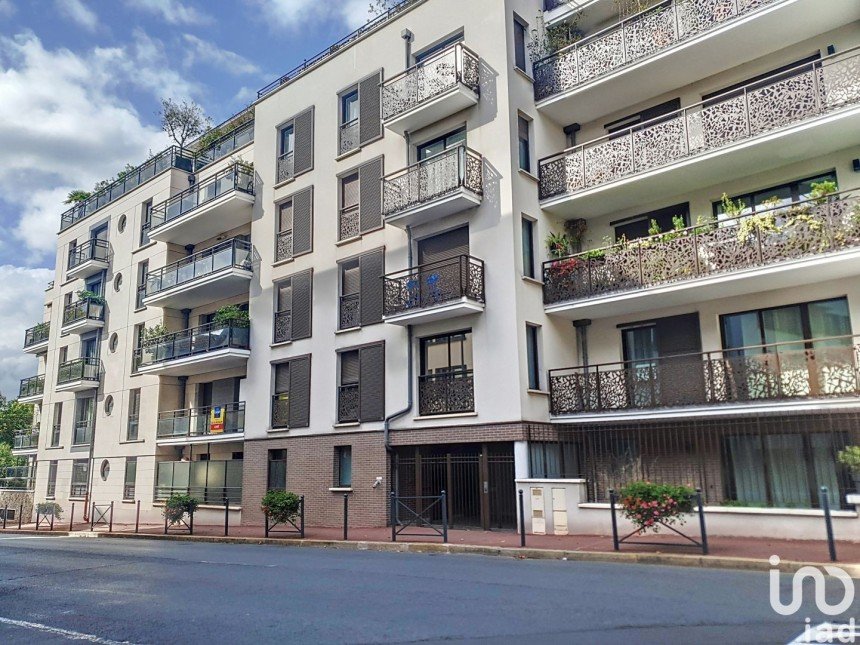 Appartement 3 pièces de 66 m² à Vanves (92170)