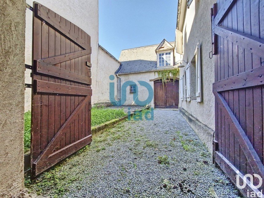 House 9 rooms of 203 m² in Mauléon-Licharre (64130)