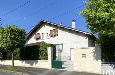 House 6 rooms of 133 m² in Gagny (93220)