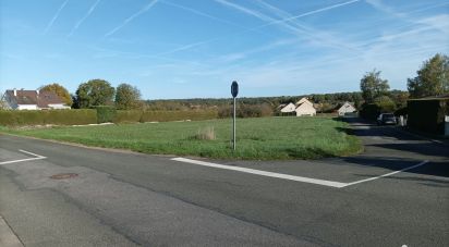 Land of 7,600 m² in Follainville-Dennemont (78520)
