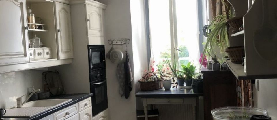 House 5 rooms of 190 m² in Thorigny-sur-Oreuse (89260)