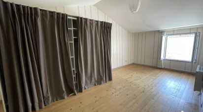 House 3 rooms of 77 m² in Bourgneuf (17220)