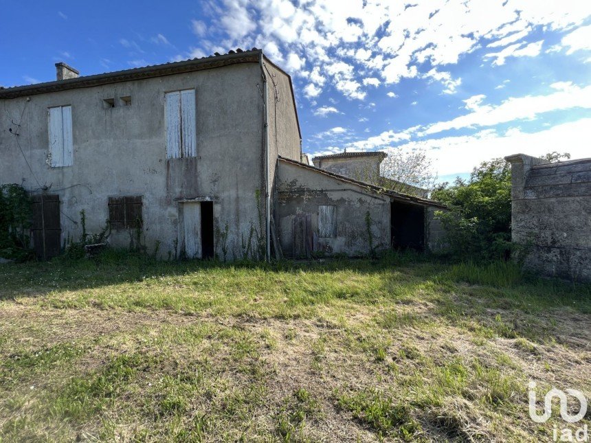 Maison 3 pièces de 94 m² à Lugon-et-l'Île-du-Carnay (33240)