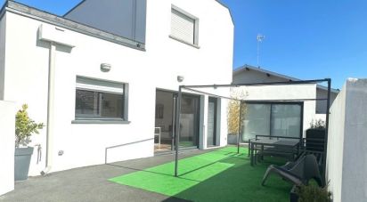House 5 rooms of 105 m² in Tarnos (40220)