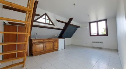 Apartment 2 rooms of 34 m² in Montgeron (91230)