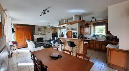 House 11 rooms of 195 m² in Trimer (35190)