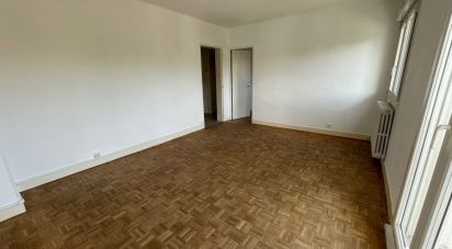 Apartment 4 rooms of 72 m² in Gray (70100)