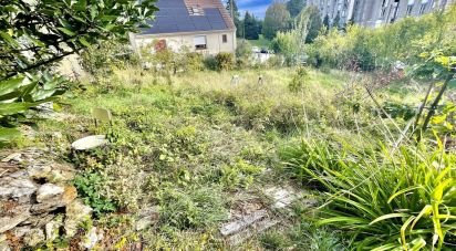 Land of 245 m² in Argenteuil (95100)
