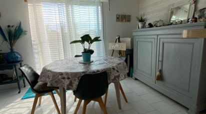 Apartment 3 rooms of 67 m² in Périgny (17180)
