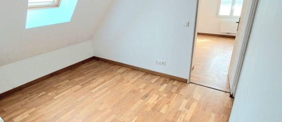 House 5 rooms of 113 m² in Cauffry (60290)