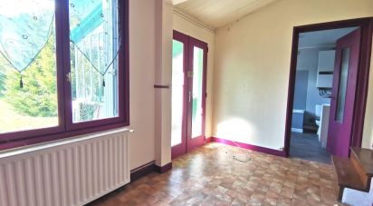 House 3 rooms of 42 m² in Les Clayes-sous-Bois (78340)