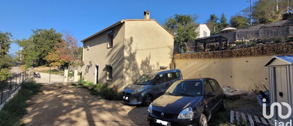 House 5 rooms of 106 m² in Bouyon (06510)