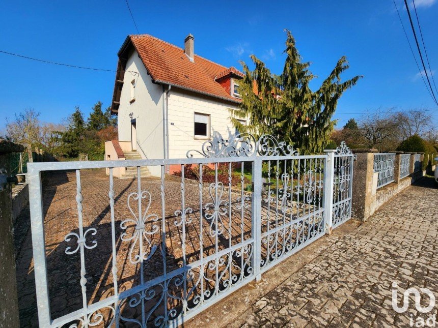Village house 5 rooms of 105 m² in Rémering-lès-Puttelange (57510)