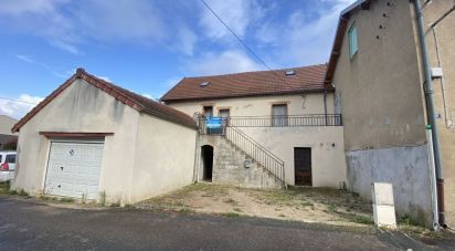 House 4 rooms of 75 m² in Désertines (03630)