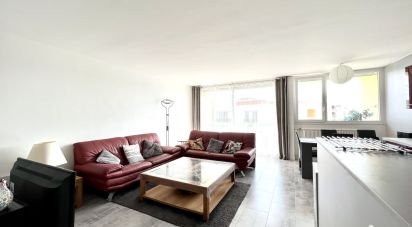 Apartment 3 rooms of 76 m² in Maurepas (78310)