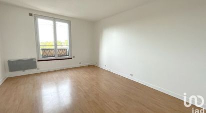 Apartment 1 room of 26 m² in Fontenay-lès-Briis (91640)