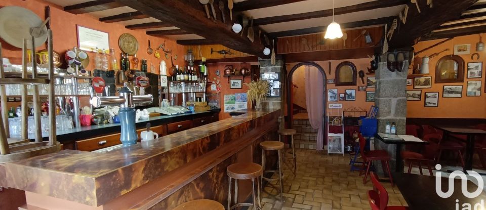 Bar of 135 m² in La Trinité-Porhoët (56490)