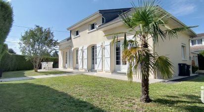 House 6 rooms of 158 m² in Lourdes (65100)