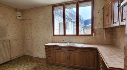 House 5 rooms of 100 m² in Longueau (80330)