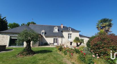 Mansion 8 rooms of 292 m² in Écouflant (49000)