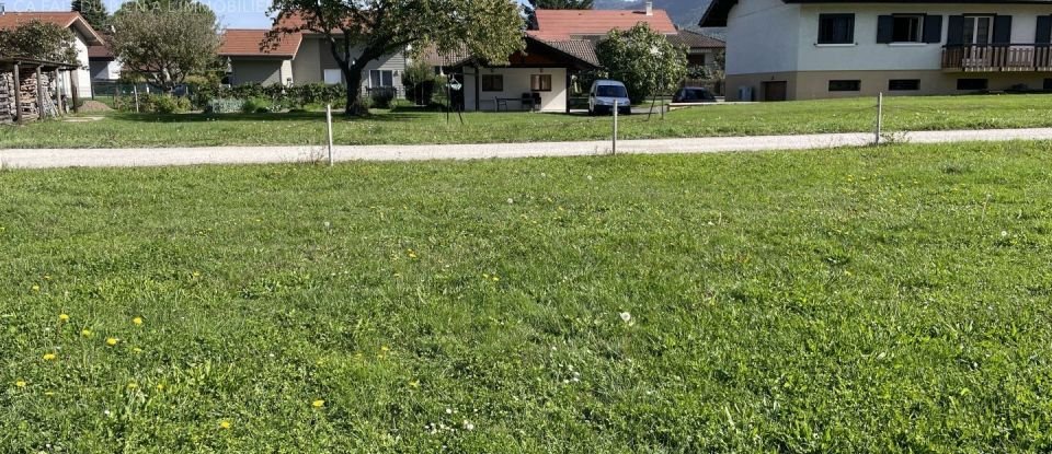 Land of 520 m² in Fessy (74890)