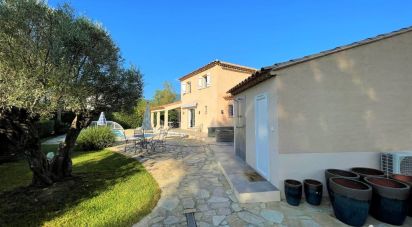 House 7 rooms of 172 m² in Cavalaire-sur-Mer (83240)