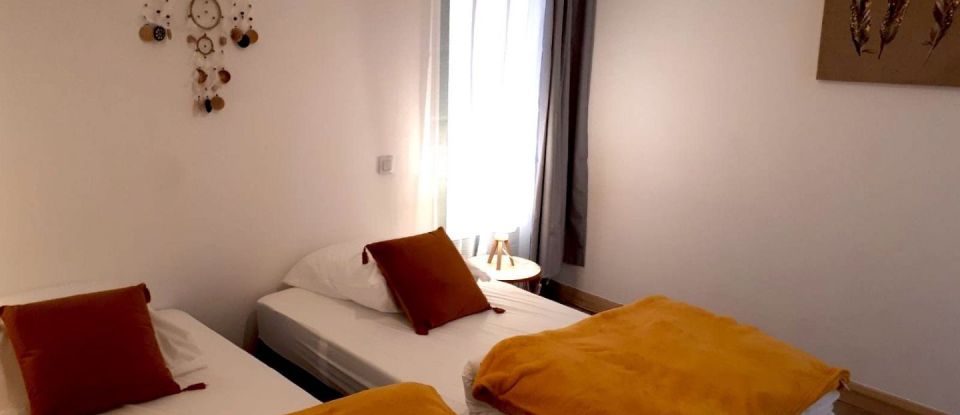 Apartment 4 rooms of 85 m² in Dol-de-Bretagne (35120)