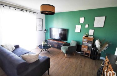 Apartment 3 rooms of 65 m² in Saint-Xandre (17138)
