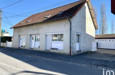 House 6 rooms of 175 m² in Dompierre-sur-Besbre (03290)