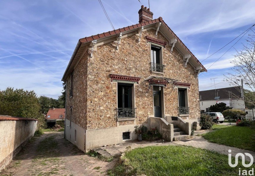 Maison 6 pièces de 143 m² à Nanteuil-lès-Meaux (77100)