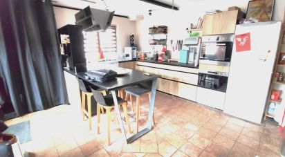 House 3 rooms of 60 m² in Saint-Étienne-du-Rouvray (76800)