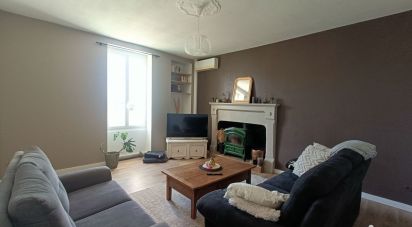 House 5 rooms of 160 m² in Thouars (79100)