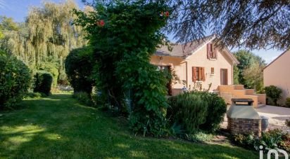 House 6 rooms of 108 m² in Fontenay-Saint-Père (78440)