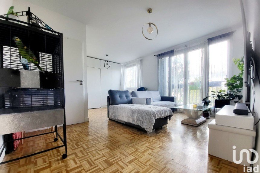 Apartment 1 room of 39 m² in Épinay-sur-Seine (93800)
