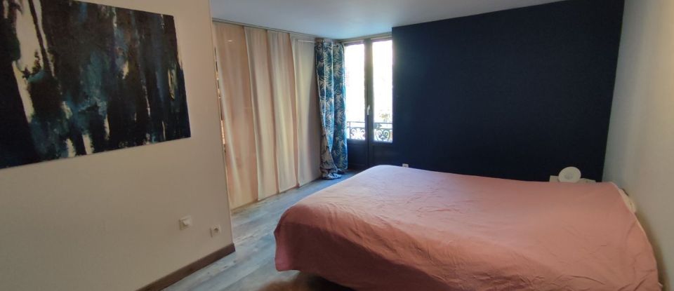 House 4 rooms of 140 m² in Saint-Aubin-du-Cormier (35140)
