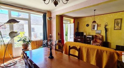 House 5 rooms of 90 m² in Saint-Jacut-les-Pins (56220)