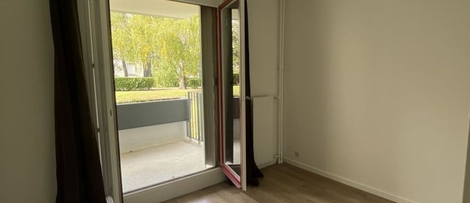 Appartement 4 pièces de 83 m² à Fontenay-sous-Bois (94120)