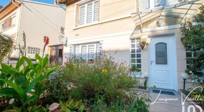 House 6 rooms of 109 m² in Le Blanc-Mesnil (93150)