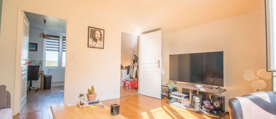 House 6 rooms of 120 m² in Montlhéry (91310)